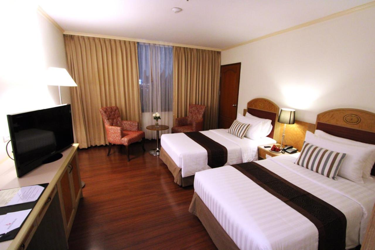 Grand Tower Inn Rama 6 Bangkok Exteriör bild