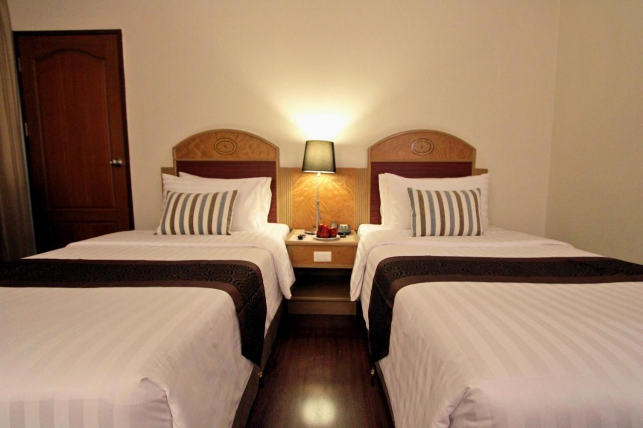 Grand Tower Inn Rama 6 Bangkok Exteriör bild