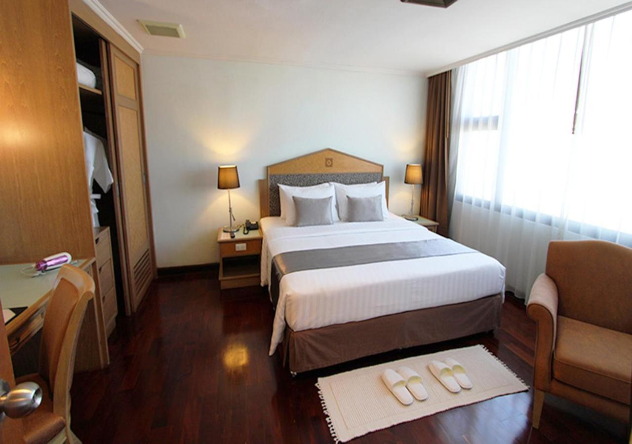 Grand Tower Inn Rama 6 Bangkok Exteriör bild